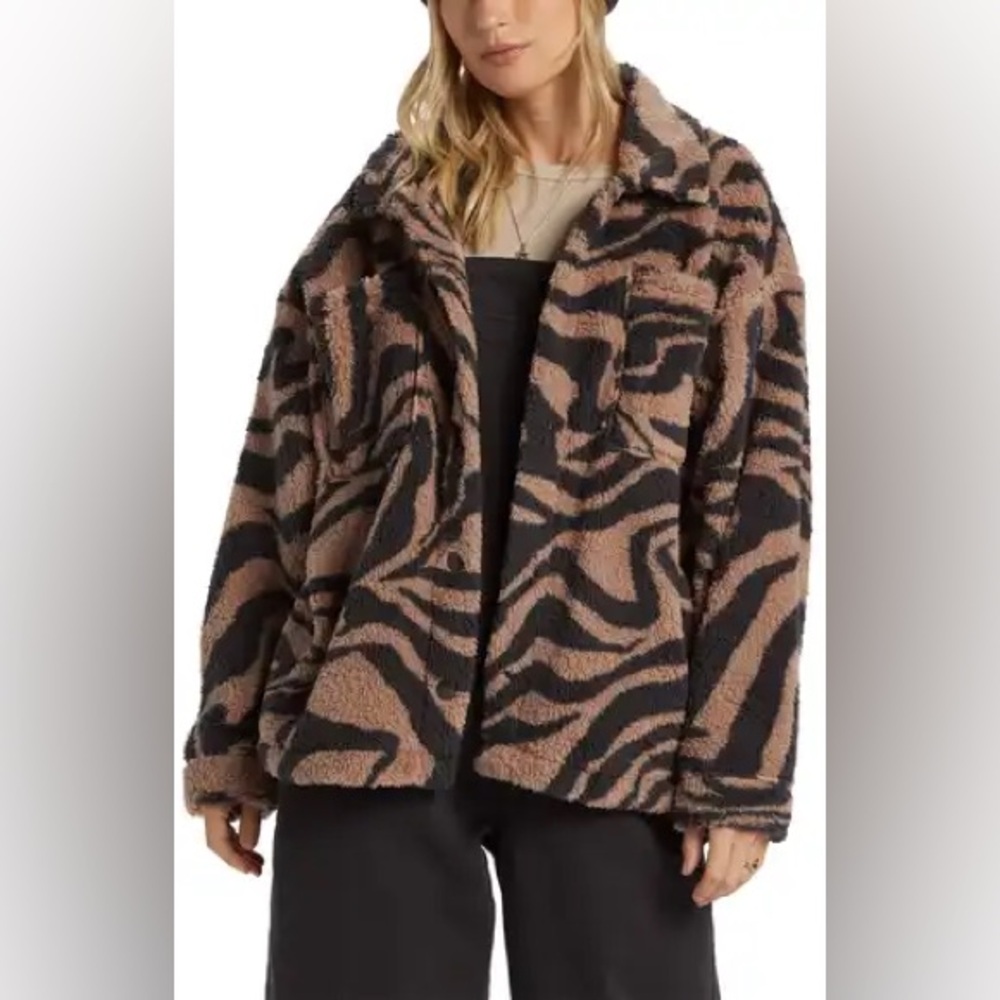 Billabong fleece jacket